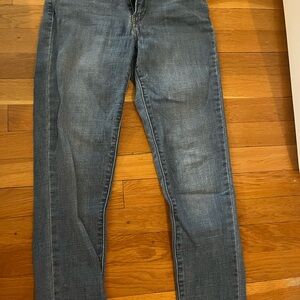 Levi’s 711 Skinny size 26